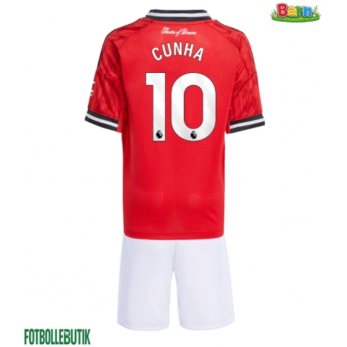 Manchester United Matheus Cunha #10 Hemmaställ Barn 2025-26 Kortärmad (+ Korta byxor)
